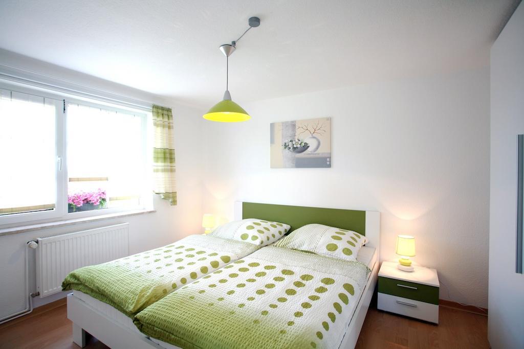Ferienwohnanlage Bruckner Apartment Росток Екстериор снимка